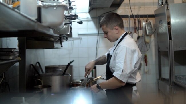 Ukrainian Chef Flees To U.S. After Being Targeted For Feeding City