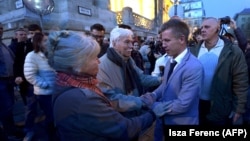 Magyar Péter az ügyészségi meghallgatása utáni demonstráción, 2024. március 26-án Budapesten