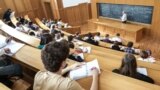 Студенты механико-математического факультета во время занятий в Московском государственном университете имени М.В. Ломоносова. 27 марта 2023 года