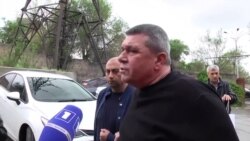 Մեղքը չընդունող նախկին ոստիկանապետ Վլադիմիր Գասպարյանը հայհոյեց դատարանի բակում