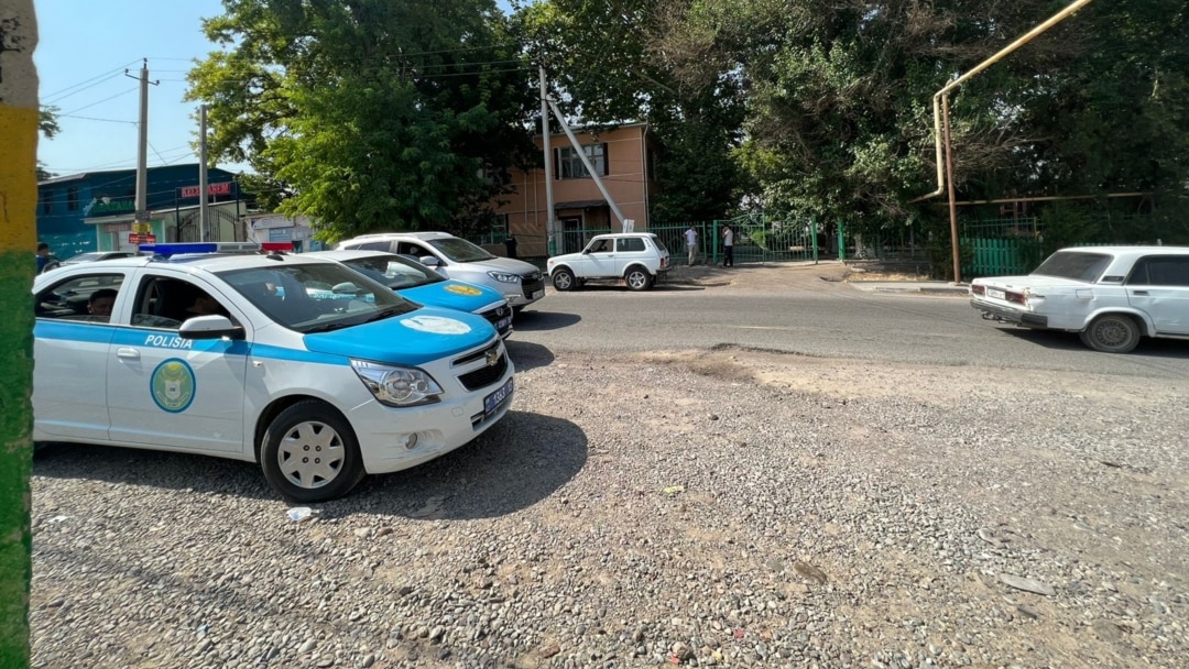 Өскемен жезөкшесінің телефоны Порно Камелот