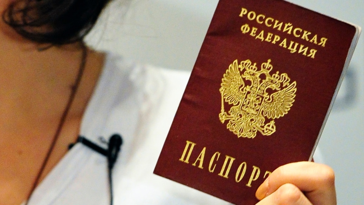 400 foreigners have been deprived of their Russian citizenship on charges of committing crimes in Russia