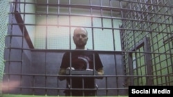 Vladimir Kara-Murza in prison.