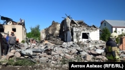 Urmări ale atacurilor ruse recente în Harkov, estul Ucrainei.