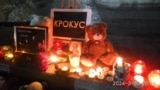 Севастополь -- импровизированный мемориал жертвам теракта в «Крокус Сити Холл»