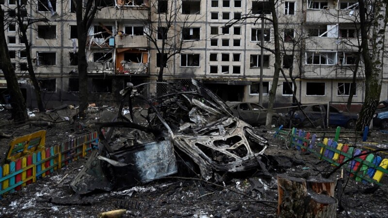 Fresh Russian Missile Attack On Kyiv Wounds Dozens, Including Nine Children