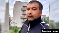 Relatives of Asliddin Sharifov told RFE/RL that police in the Russian city of Yekaterinburg arrested him in September 2022 and extradited him to Tajikistan on October 1 after he spent almost a year in extradition detention.