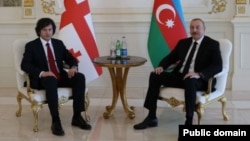 „ჩვენ მივესალმებით, რა თქმა უნდა, ჩვენს მეზობლებს შორის ურთიერთობების აღდგენას“ - ირაკლი კობახიძე. 2024 წლის 16 მარტის ფოტო