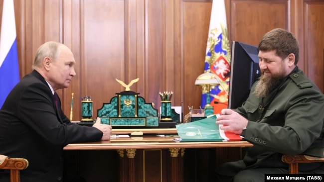 Владимир Путин и Рамзан Кадиров на среща в Кремъл, 28 септември 2023 г.