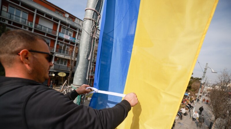 Priština solidarna sa Ukrajinom na prvu godišnjicu invazije