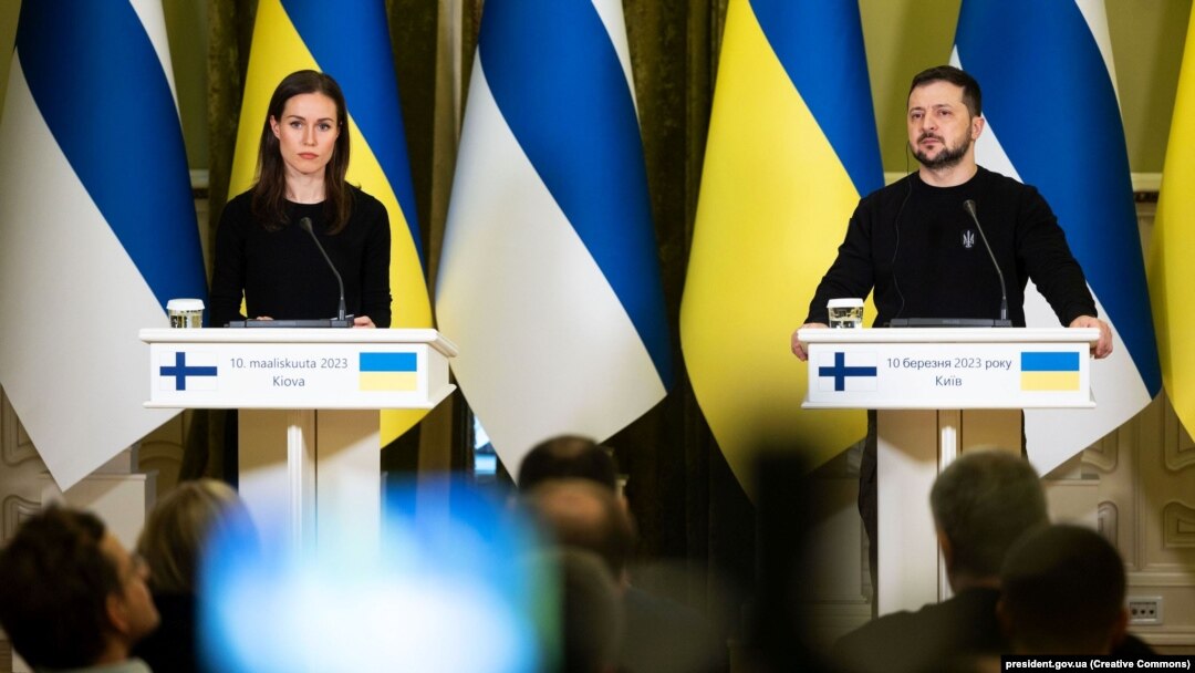 Президент Украины Владимир Зеленский и глава правительства Финляндии Санна Марин. Киев, 10 марта 2023 года