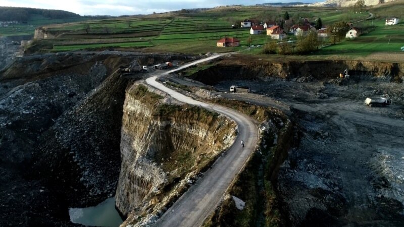 Eksploatacija uglja u Sanskom Mostu zakonita, poručuje  vlada u Bihaću