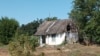 Jedna od napuštenih kuća Plauru. Nekada dom za preko 400 ljudi, prašnjavi zaselak preko Dunava iz Ukrajine sada ima samo 21 stanovnika.
