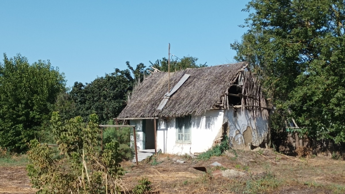 Area friends create 'Peaceful Village' to help Ukrainians, Local