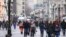 Люди на вулиці у Москві