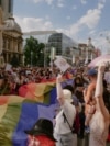 Ranije poznat kao GayFest, gotovo 27 000 ljudi sudjelovalo je 30. juna u Bukurešt Prideu 2024., koji je slavio raznolikost, vidljivost i dostojanstvo LGBT zajednice.