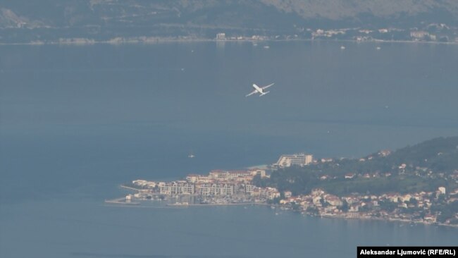 Aeroporti në Tivat.