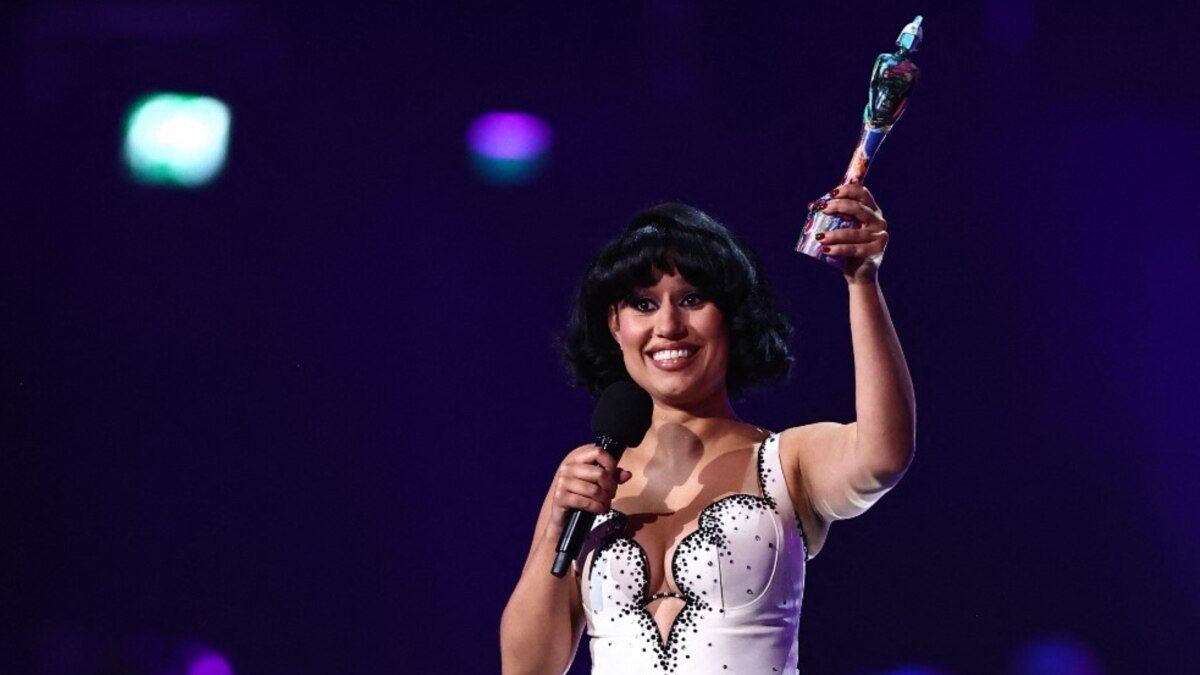 За една нощ тя влезе в историята на музикалните награди