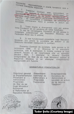 Pagina de semnătură a Contractului de societate al „Societății pe acțiuni moldo-ruse de tip deschis Moldovagaz”, din 23 octombrie 1998 (semnat din partea R. Moldova de Vladimir Filat).