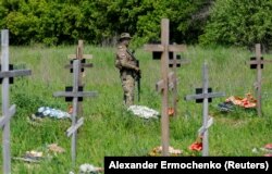 Кладбище в Луганске, 18 мая 2023 года