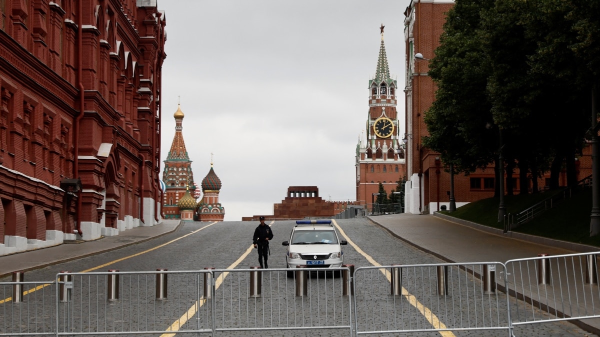 красная москва в москве