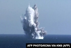 Një fotografi e publikuar nga agjencia shtetërore e lajmeve të Koresë së Veriut, pretendon se shfaq sulmin nënujor të kryer nga sistemi i dronëve "Haeil".