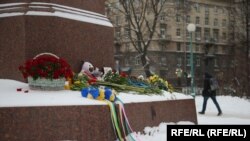 Акция в поддержку Украины в Петербурге в годовщину начала полномасштабной войны