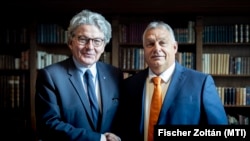 Thierry Breton, az Európai Bizottság belső piacért felelős biztosa és Orbán Viktor miniszterelnök Budapesten tárgyalt 2023. szeptember 22-én