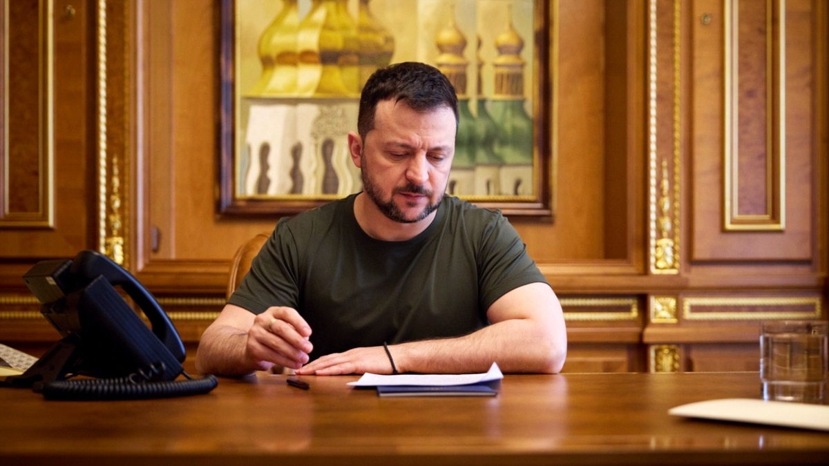 Зеленський обговорив з Алієвим енергетичну ситуацію в Україні