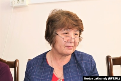 Порно Мария Феникс тобы Үлкен бөкселері бар жалаңаш әйелдердің суреттері