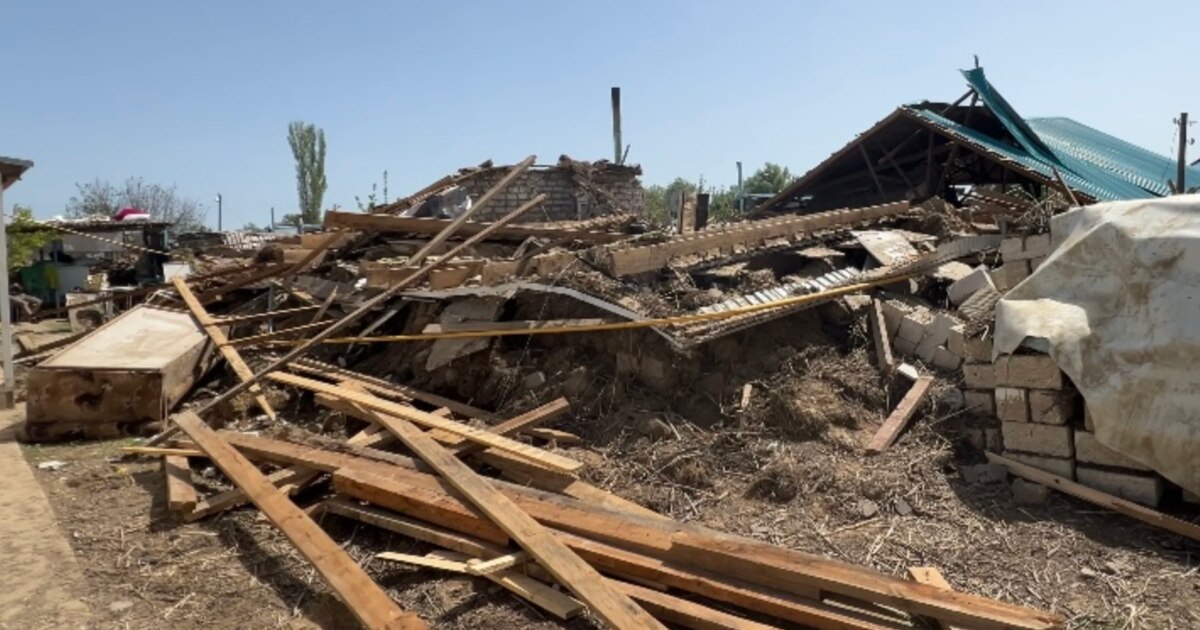 Қынаптан шығып тұрған тампонның суреті Шұлықтағы аққұбалар мастурбация порно