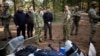 Уладзімір Зяленскі на мяжы Ўкраіны і Беларусі ў Валынскай вобласьці. Архіўнае фота
