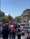 Многотысячные протесты в Армении из-за территориальных уступок Азербайджану. В правящей партии говорят о подготовке госпереворота