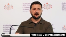 «Ми розуміємо, що не будемо членами НАТО, поки йде ця війна. Не тому, що не хочемо, тому що це неможливо»