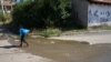 Izlivanje kanalizacije na plus 35 stepeni: Strepnja od zaraze u 'Romskoj mahali' u Gračanici 