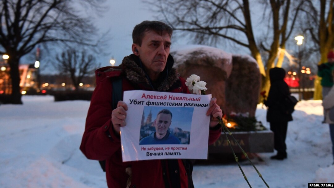 Vitaly Ioffe în timpul unuia dintre protestele individuale.
