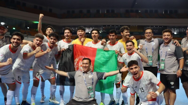 استقبال از راه یابی تیم فوتسال افغانستان به جام جهانی؛ مردم انتظار موفقیت های بیشتر تیم را دارند