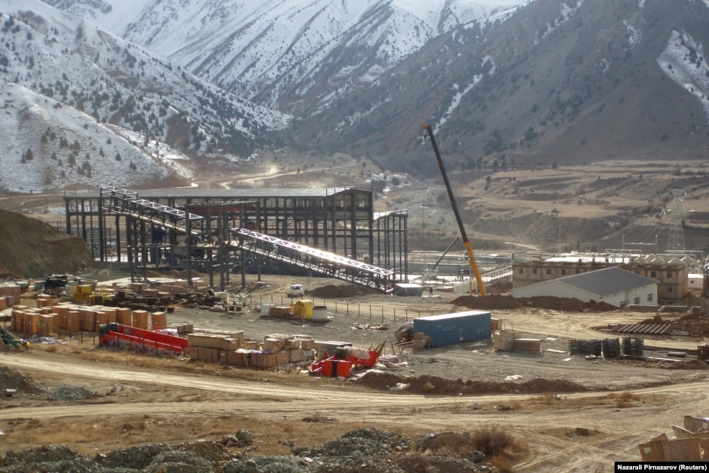 Facilities under construction that are owned by TALCO Gold, a joint gold-mining venture between Tajikistan's state metals firm TALCO and China's Tibet Huayu Mining Co., in western Tajikistan in 2021.