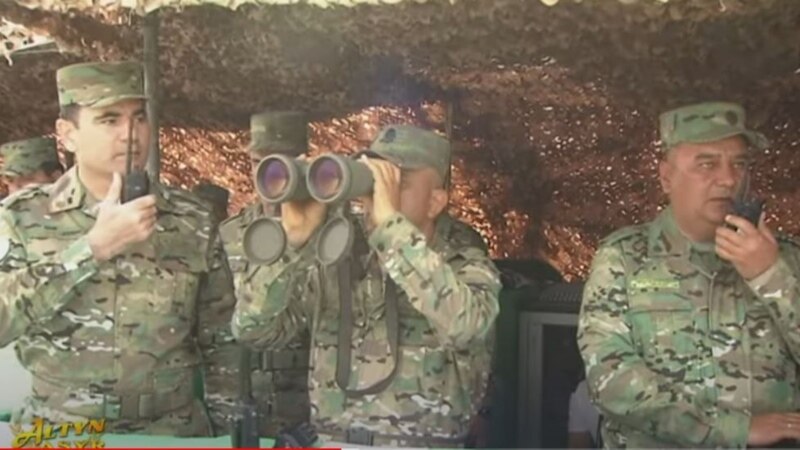 Harbylaryň, kanun goraýjy işgärleriň arasynda režimiň geljegine 'ynamsyzlyk artýar'