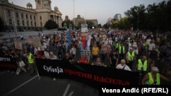 Sedamnaesti protest "Srbija protiv nasilja" u slikama