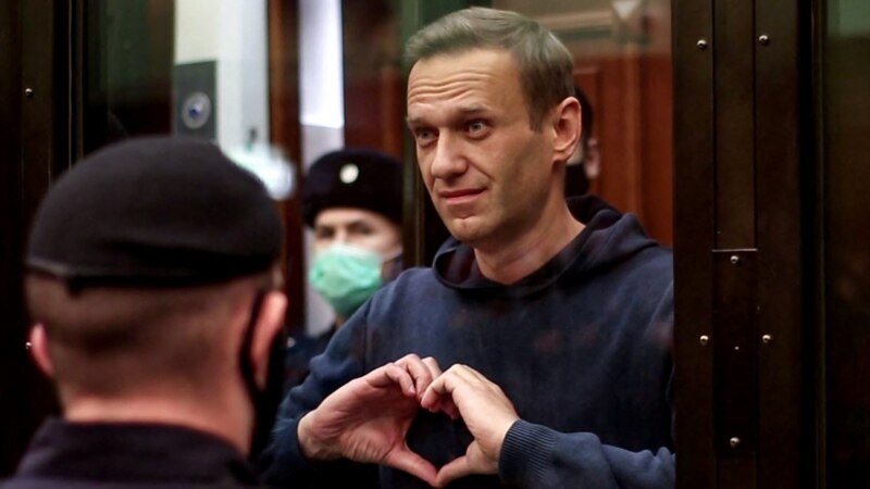 الکسی ناوالنی، مخالف سرشناس حکومت ولادیمیر پوتین، در زندان درگذشت