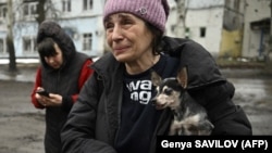 «Треба було виїхати раніше»: військові рятують цивільних у зоні бойових дій на сході України
