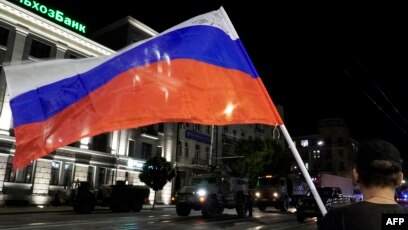 Russian Flag Raised Over Crimea Navy Headquarters