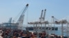 Видання стверджує, що товари перевантажуються в порту Танжер-Мед на кораблі, які прямують до Росії.