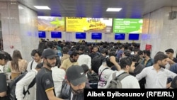Pakistani students wait to leave Kyrgyzstan at Manas international airport in Bishkek on May 21. 