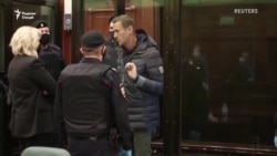 Алексей Навалний, мухолифи сарсахти Путин дар маҳбас даргузашт