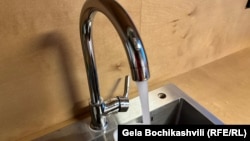 Юлія Свириденко додала, що уряд разом з НКРЕКП напрацюють спільне рішення