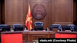 Fotografija sale u kojoj se održavaju sjednice Vlade Sjeverne Makedonije iz arhive
