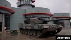 Підготовка українського екіпажу на Leopard 2
