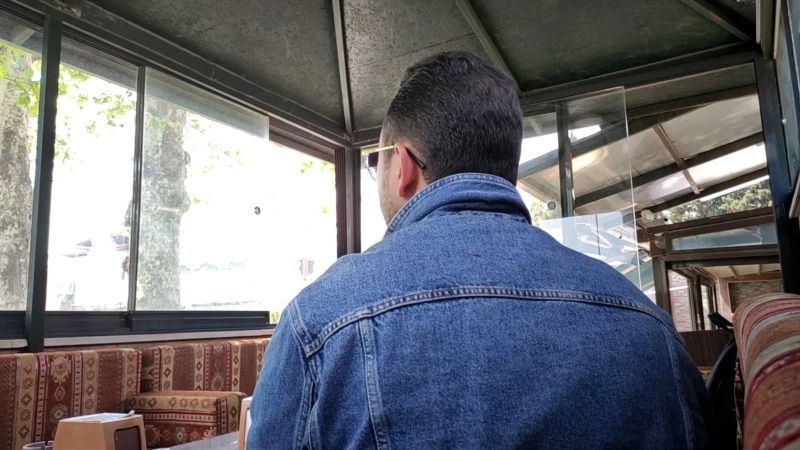 Diňle: Daşary ýurtlardan dolanýan türkmenistanlylar işsizlik sebäpli, gaýtadan ýurt daşyna çykmaga çalyşýar